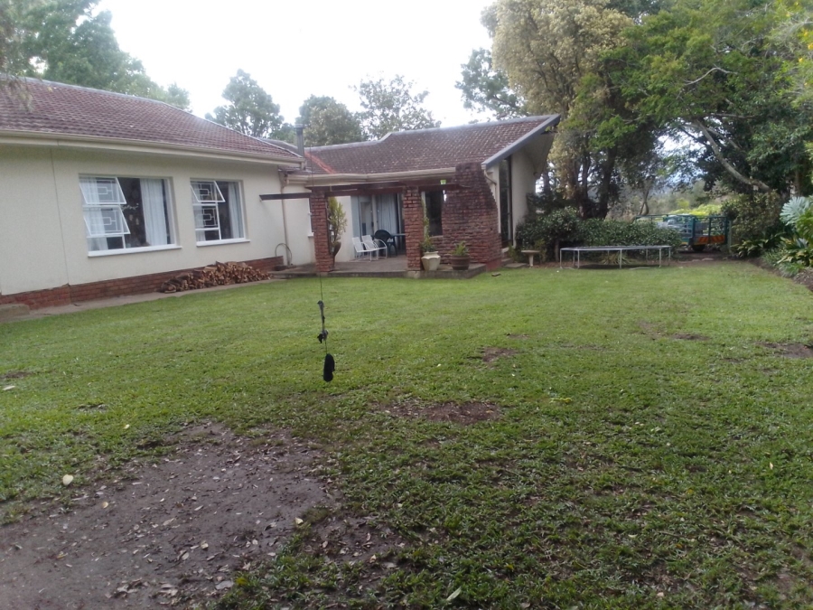 To Let 4 Bedroom Property for Rent in Glen Barrie Western Cape
